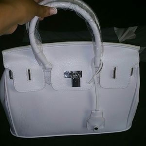 🚫🚫SOLD THAT FAST 🚫🚫BRAND NEW SATCHEL BAG